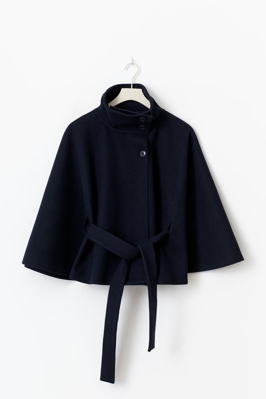 Cappotto a mantella donna con collo alto e cintura a fiocco 6