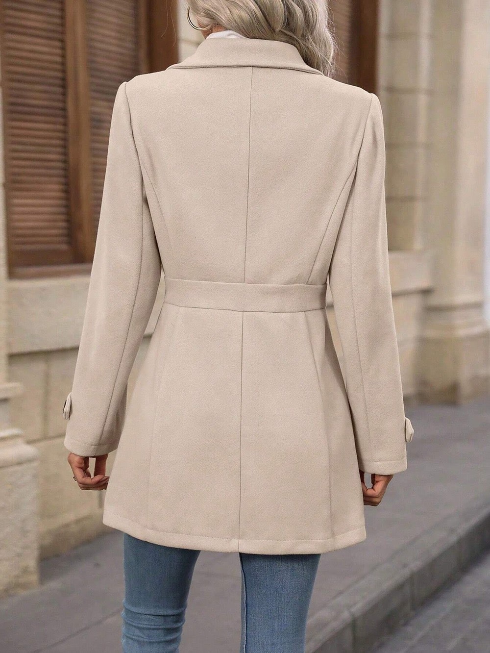 Cappotto Donna Monopetto con Cintura in Vita e Bottoni 3