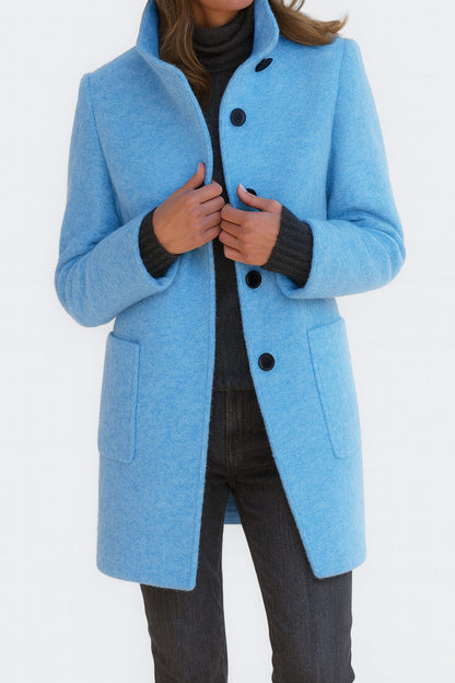 Cappotto invernale donna classico dal taglio strutturato 10