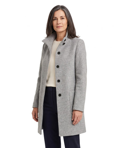 Cappotto invernale donna classico dal taglio strutturato 1