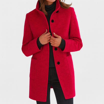 Cappotto invernale donna classico dal taglio strutturato 6