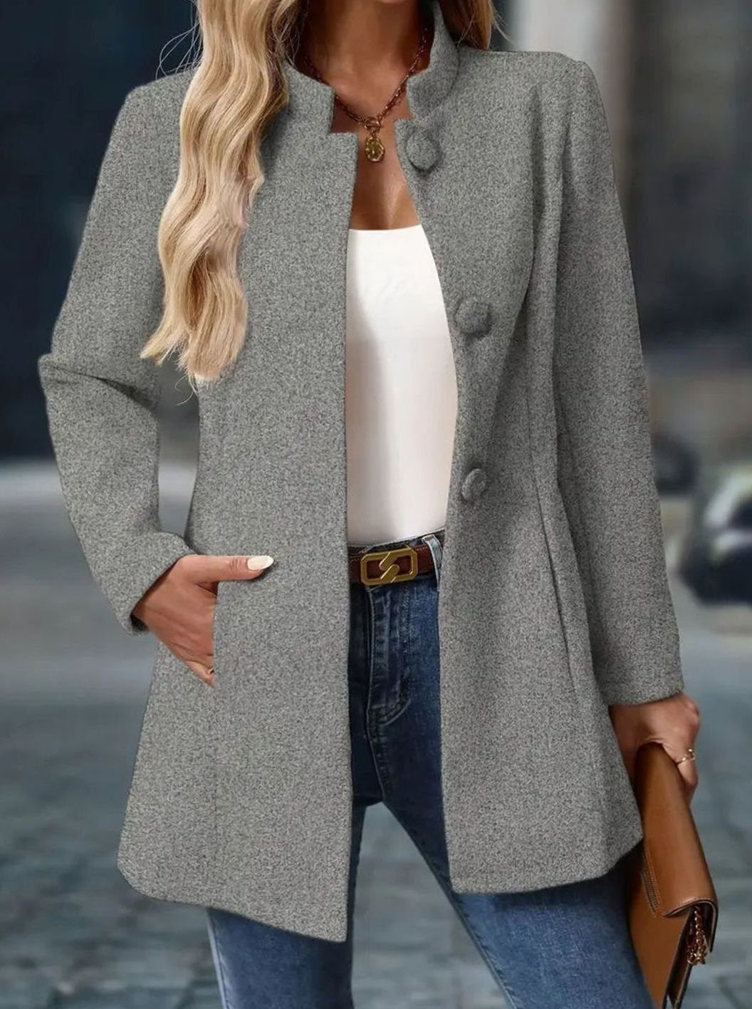 Cappotto invernale donna elegante con collo alto e bottoni 8