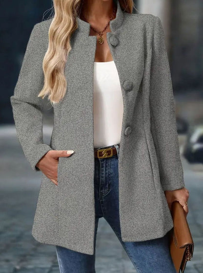 Cappotto invernale donna elegante con collo alto e bottoni 8
