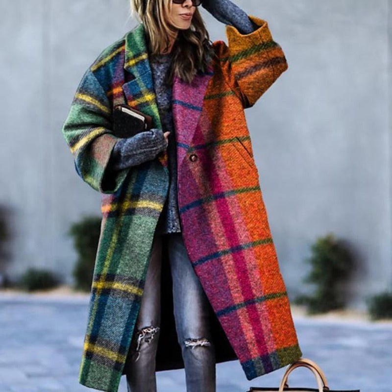 Cappotto lungo donna oversize dalla linea pulita e semplice 2