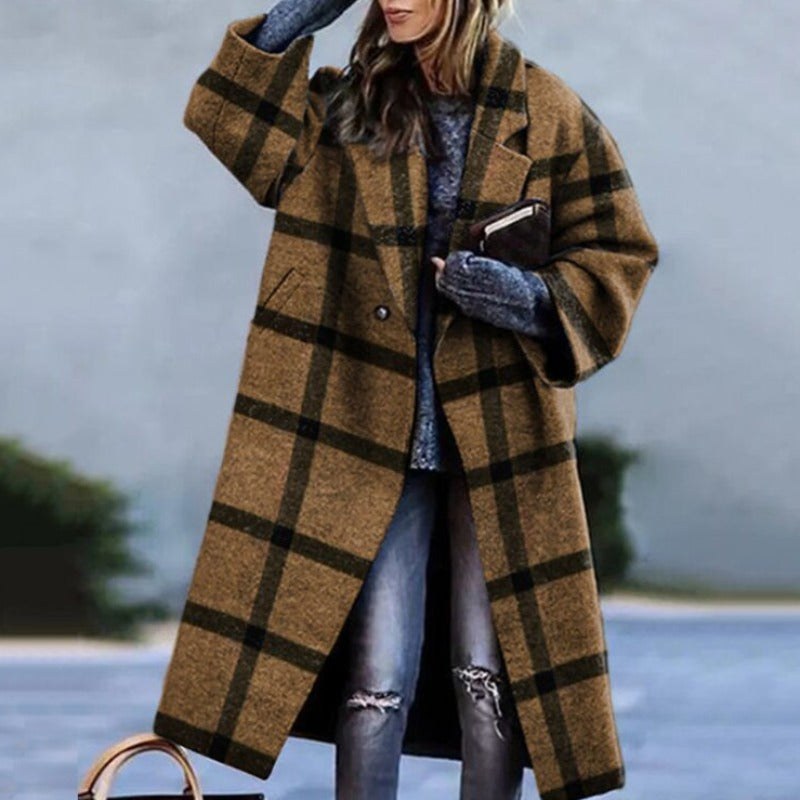 Cappotto lungo donna oversize dalla linea pulita e semplice 6