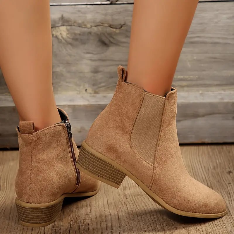 Chelsea boots in finto camoscio premium donna 3