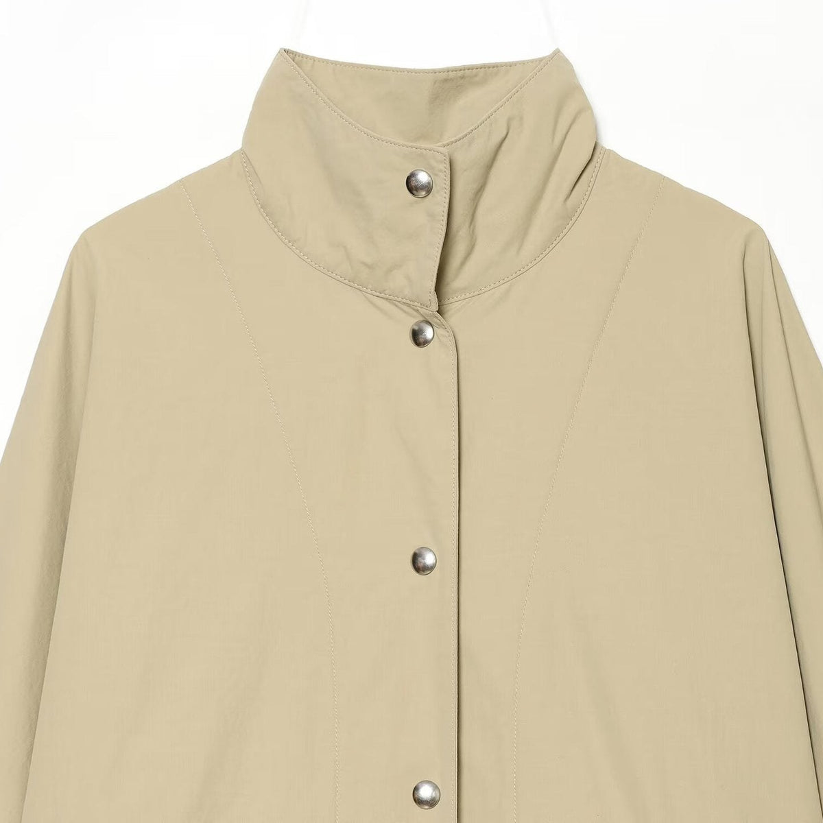 Giacca antipioggia donna oversize a mantella collo alto 3