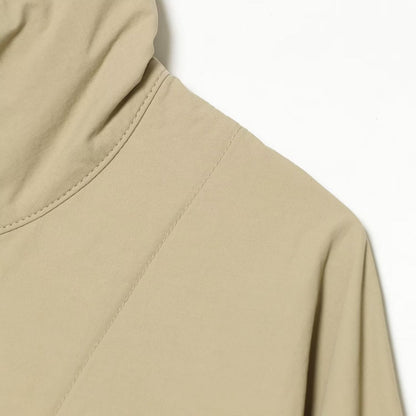 Giacca antipioggia donna oversize a mantella collo alto 4
