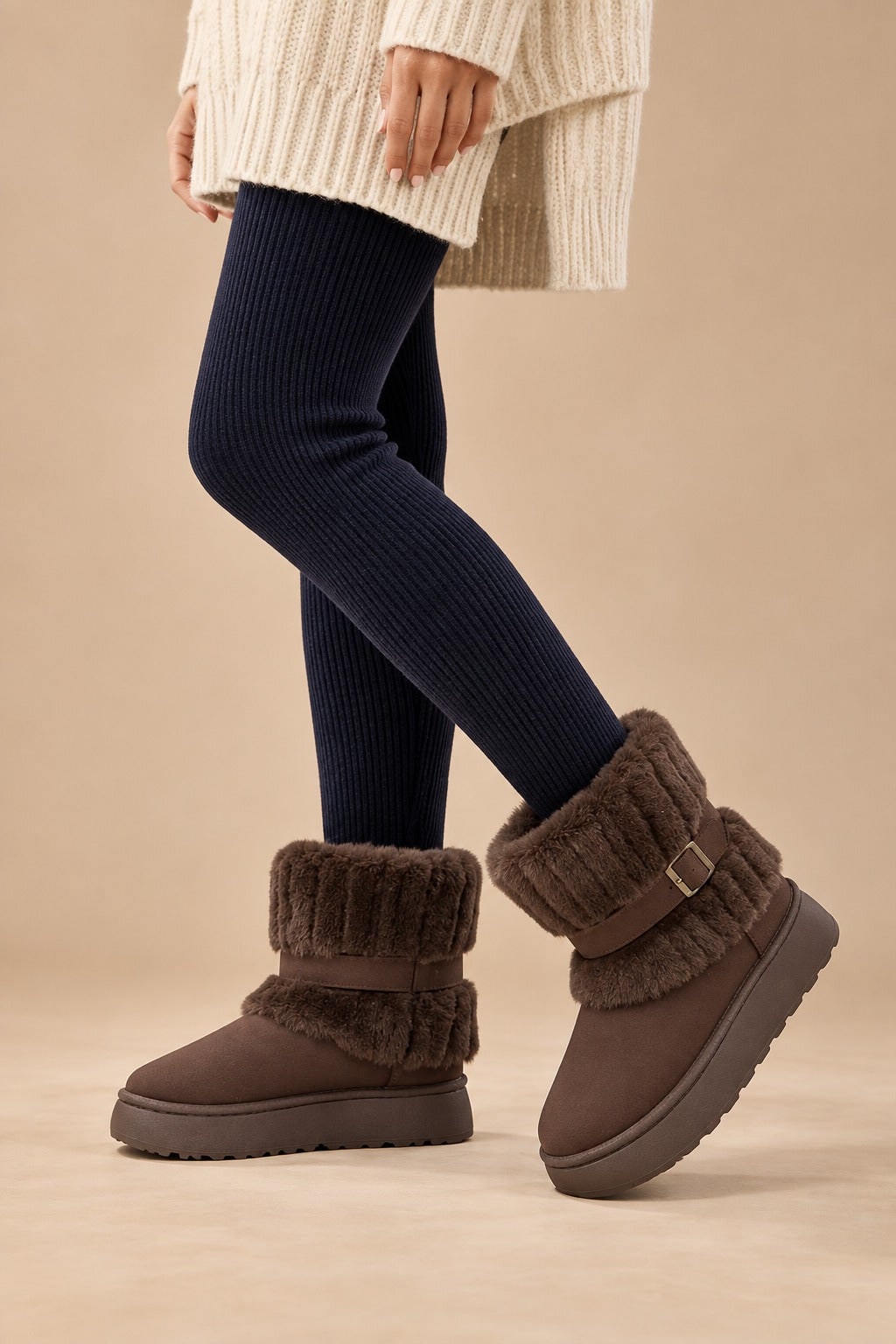 Stivali da neve slip-on con bordo in pelliccia sintetica donna 2